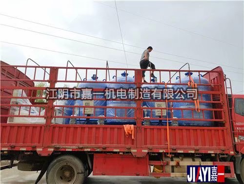 安徽六安客戶預(yù)定的多臺(tái)定壓補(bǔ)水裝置以及全自動(dòng)加藥裝置以及發(fā)貨！