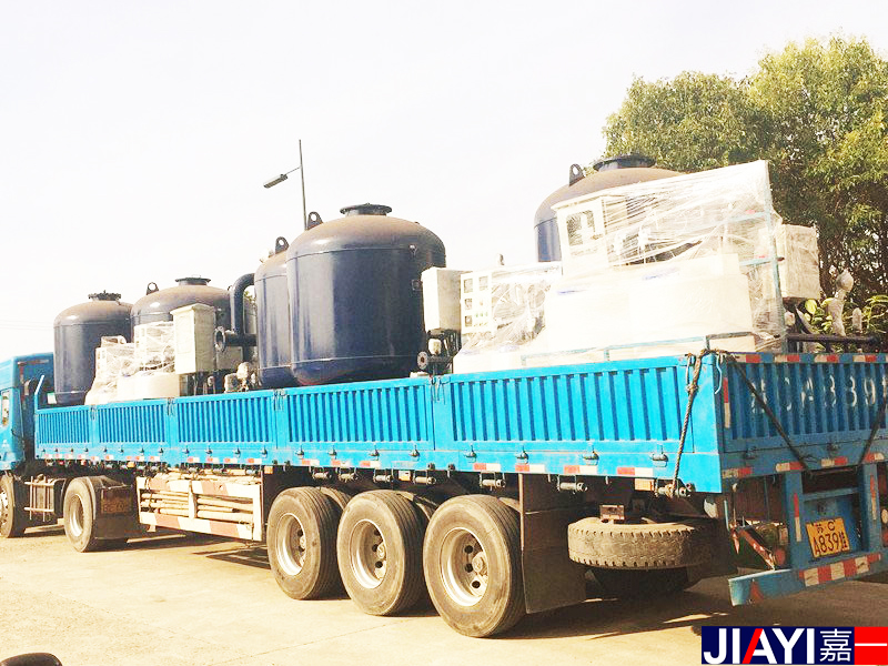 持續(xù)的高溫，整整一大車的設(shè)備